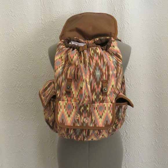 Candies Aztec Southwestern Y2K Style Faux Leather Vegan Backpack New - Picture 4 of 16